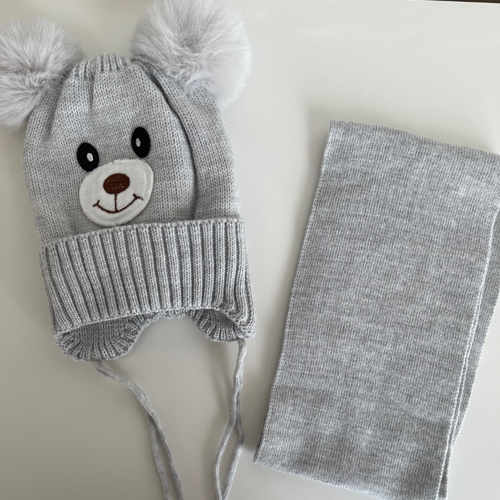 Baby Bear Hat with pom pom‎ and scarf set
